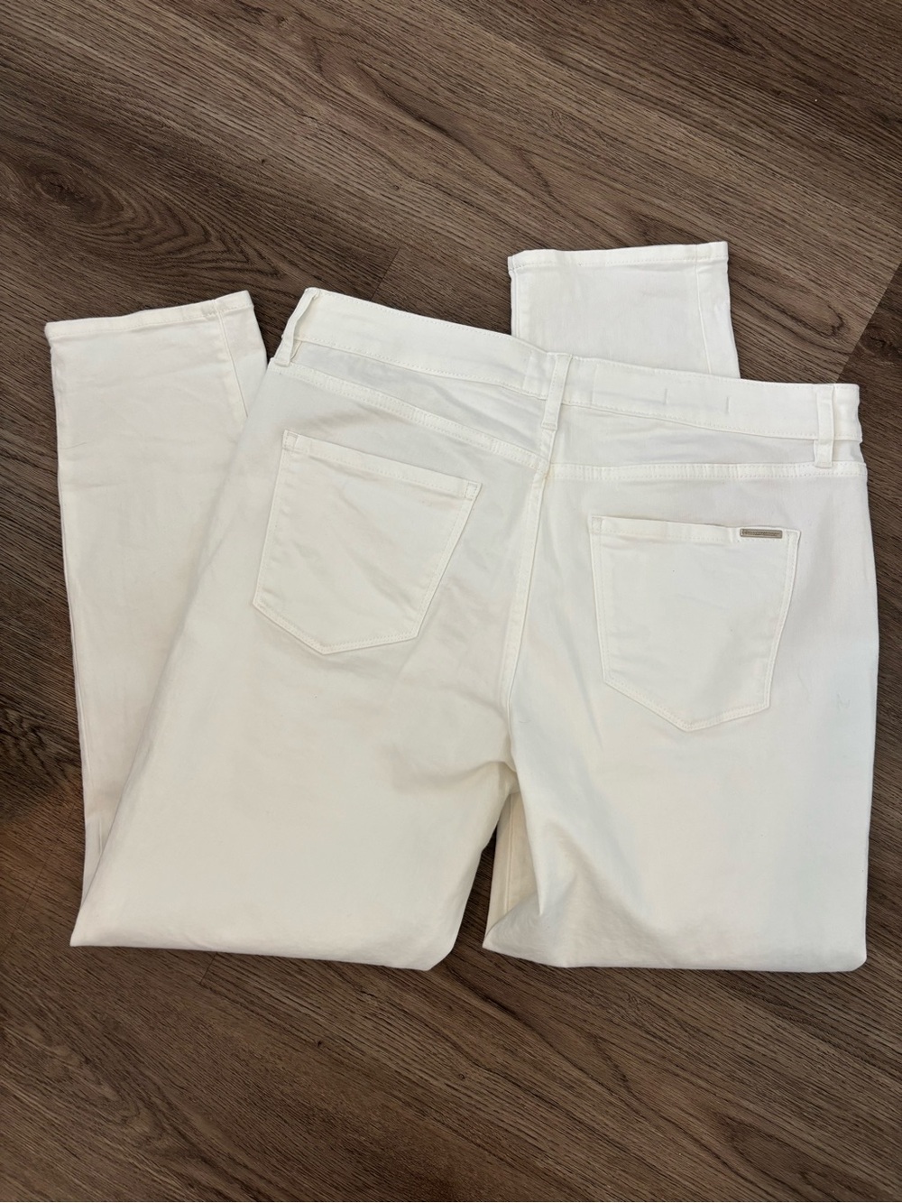 White House Black Market WHBM Mid-Rise Girlfriend White Skinny Ankle Jeans - Picture 5 of 8